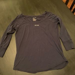 AE 3/4 sleeve shirt